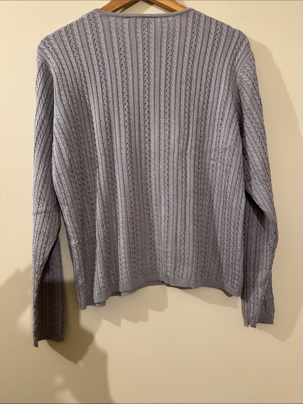 Talbots 100% silk  Light Gray Cable-Knit Crewneck Sweater
Size  Large - Picture 3 of 5